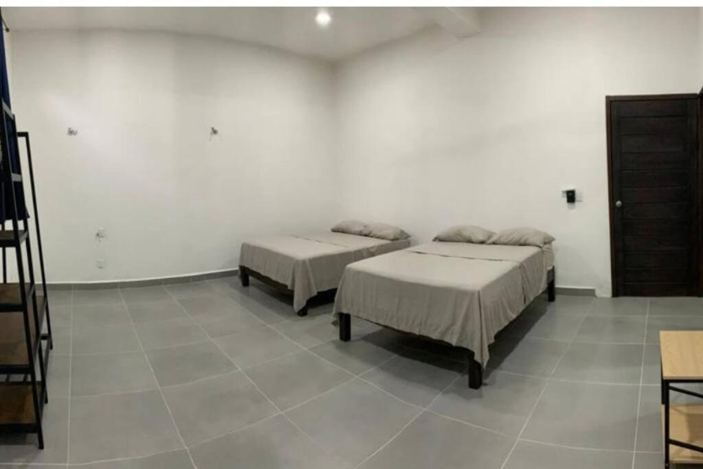 בקאלאר Casa Honey 4 Bedroom Oasis With Pool! מראה חיצוני תמונה