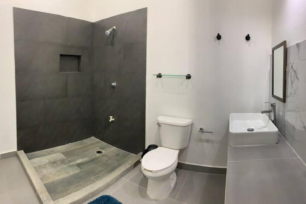 בקאלאר Casa Honey 4 Bedroom Oasis With Pool! מראה חיצוני תמונה